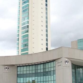 Torre Centro Médico Puerta de Hierro