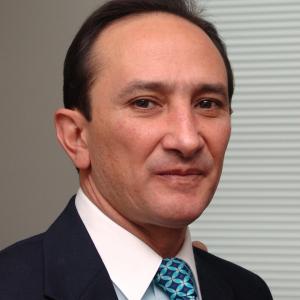Dr. Julio Horacio Morfín Martín - Ginecólogo, Ginecólogo Obstetra