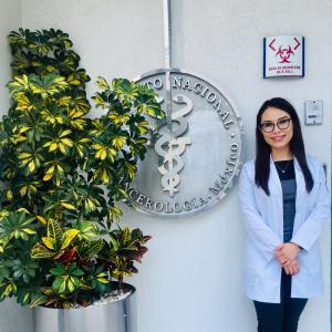Dra. Beatriz Mota Vega - Oncólogo