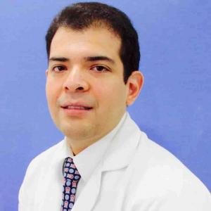 Dr. José Luis Hernández González - Traumatólogo y Ortopedista