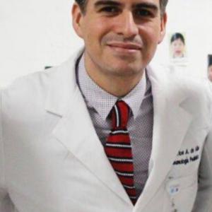 Dr. Carlos Alejandro de Alba de Lira - Neumólogo Pediátrico