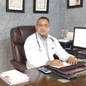 Dr. Carlos Antonio García Urbina - Especialista en Cirugía General