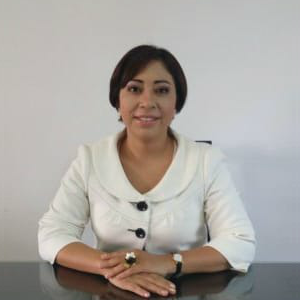Dra. Claudia Evangelista Nava - Ginecólogo Obstetra