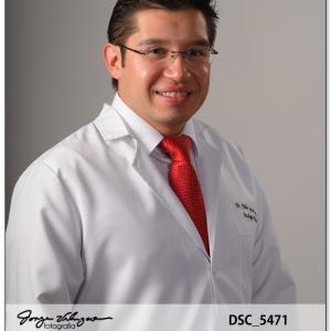 Dr. Pablo Garza Ramos - Oncólogo