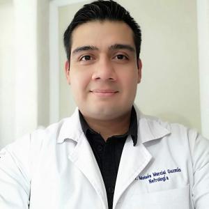 Dr. Moisés Marcial Guzmán - Nefrólogo