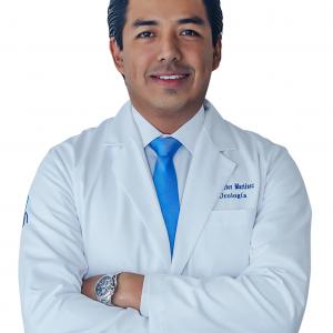 Dr. Héctor Iván Martínez López - Urólogo
