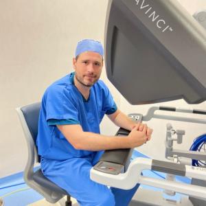 Dr. Sylvain Collura Merlier - Urólogo