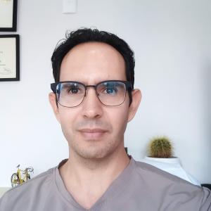 Dr. Joaquín Archibaldo Hope Guerrero - Otorrinolaringólogo