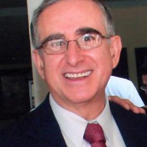 Dr. Rolando Neri Vela - Oftalmólogo