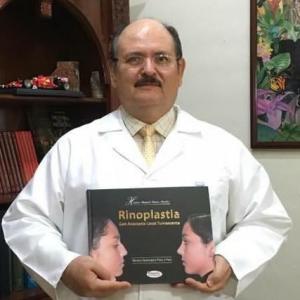 Dr. Luis Tonatiuh Calderón Cúellar - Otorrinolaringólogo